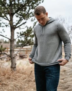 MADEFLEX VICTORY HOODIE -Style Vibe Shop DSC01659