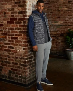 MADEFLEX STRETCH CAMO PUFFER VEST -Style Vibe Shop Darius Outfit 15 021