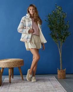 FALLON SOUTHWESTERN PRINT SHERPA-LINED SHIRT JACKET -Style Vibe Shop Look 9 076