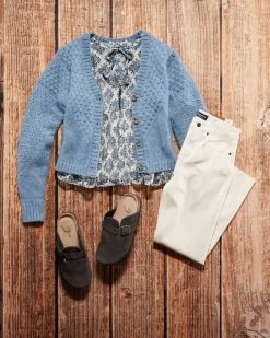 JODIE WOODBLOCK PEEKABOO PEASANT TOP -Style Vibe Shop OUTFIT 03 219