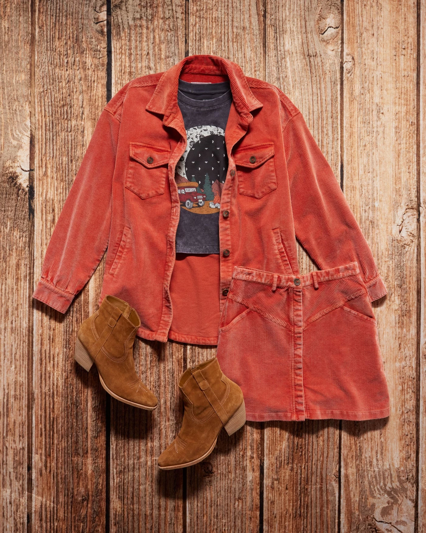 SOUTHWEST MOON CROPPED GRAPHIC TEE 5 SOUTHWEST MOON CROPPED GRAPHIC TEE - Image 3