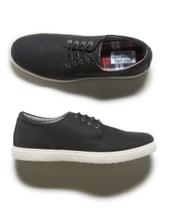 PEMBROKE CANVAS SNEAKER