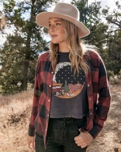 SOUTHWEST MOON CROPPED GRAPHIC TEE
